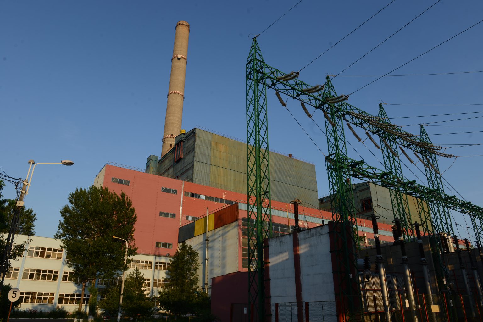 Peste 2 lei/kWh: cât ajunge energia vândută cu 1.100 lei/MWh
